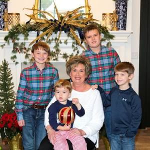 Meet your Posher, Daphne